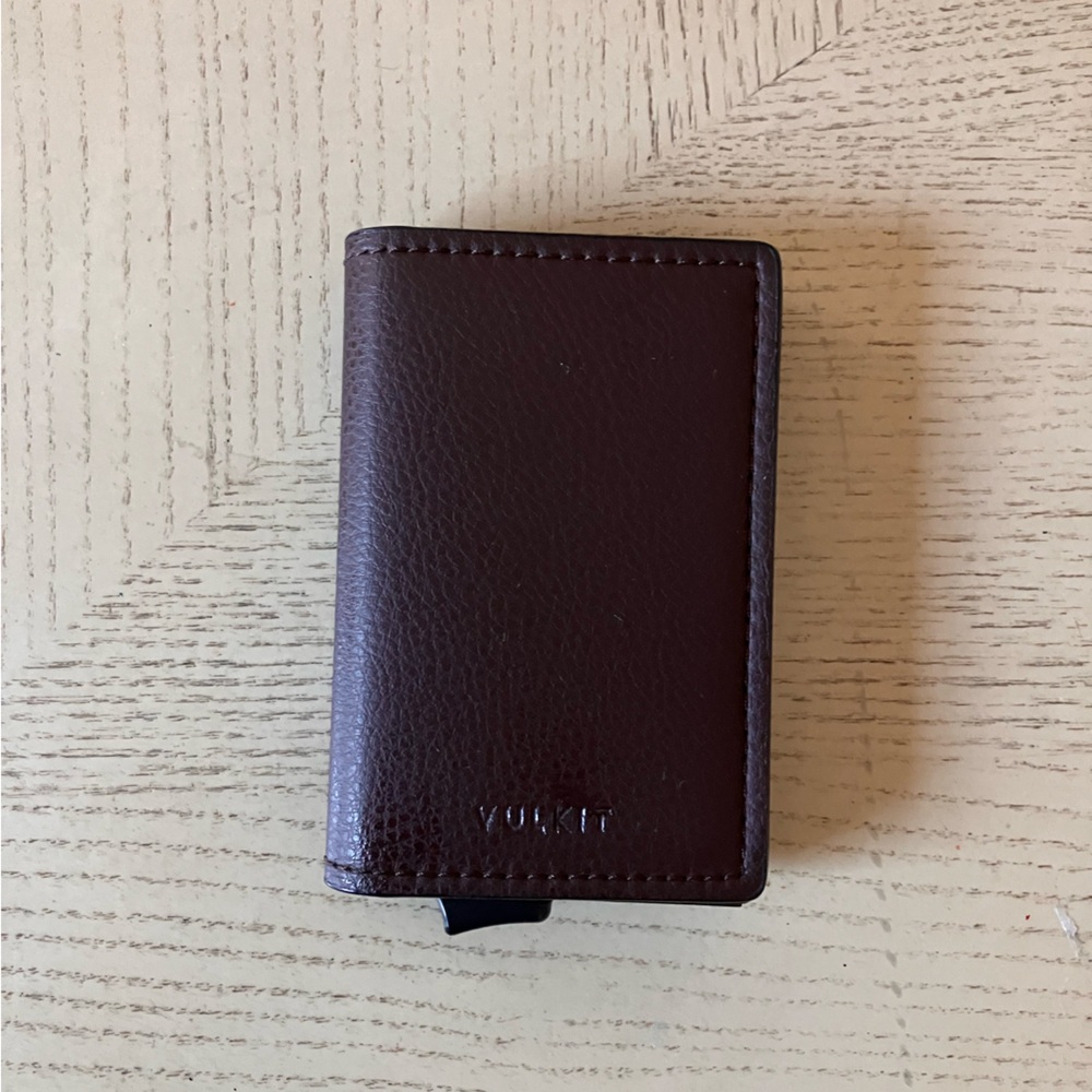 Vulkit Brown Leather Card Holder - Men’s Accessories